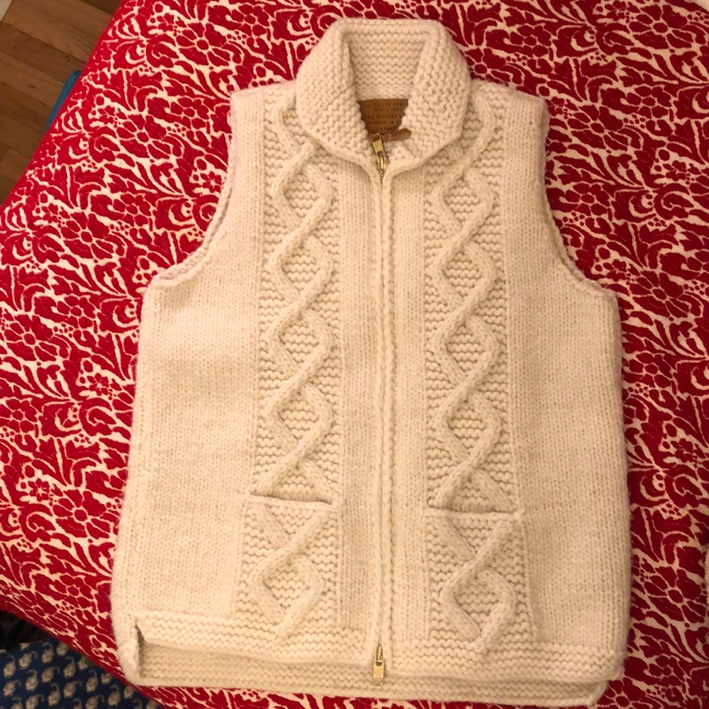 Filson wool vest. Made in Canada. Size large.